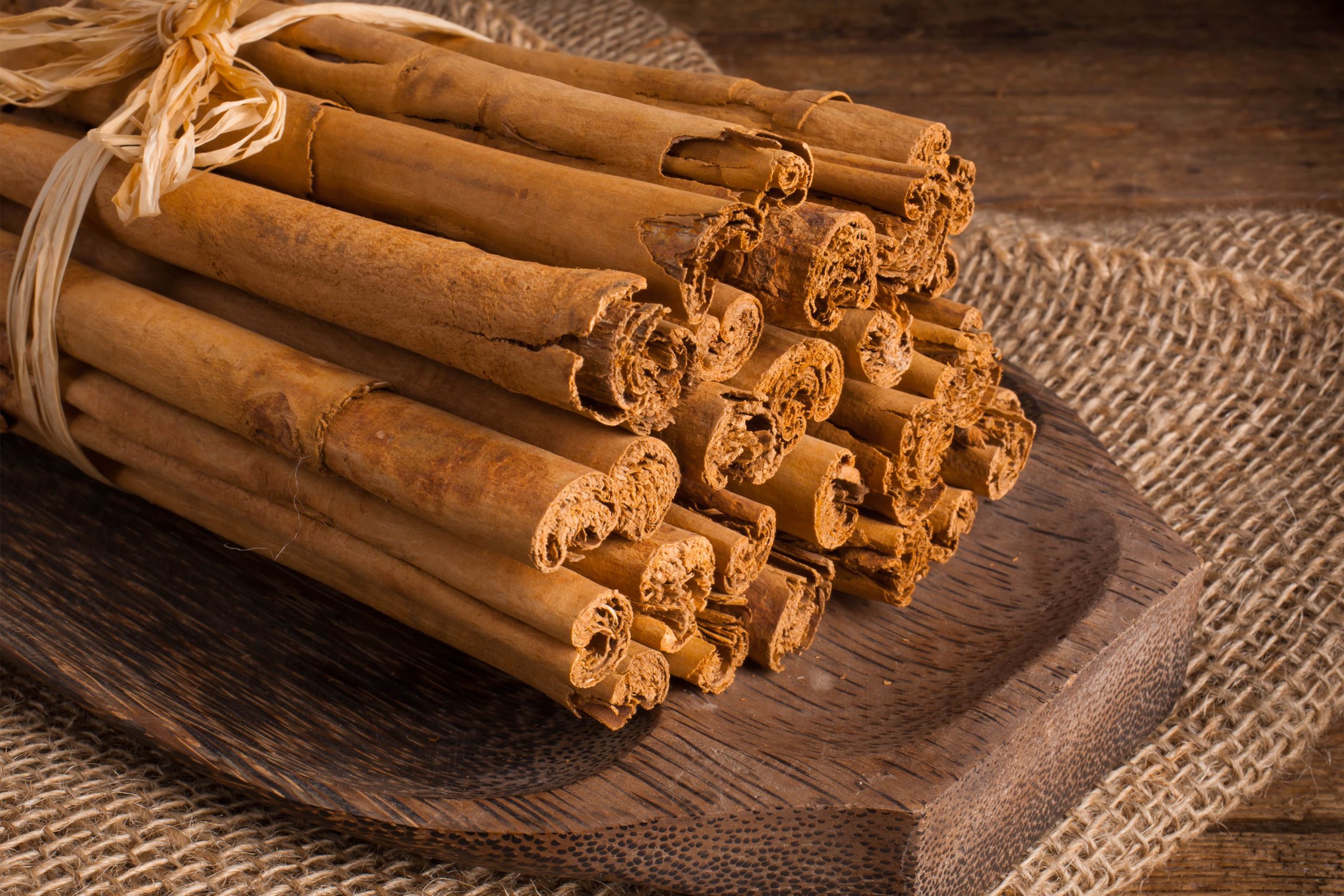 Ceylon vs Cassia Cinnamon: Key Differences Every Buyer Should Know